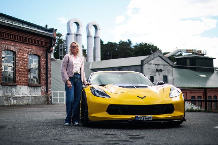 – Jeg liker egentlig å være anonym. Det passer ikke så godt med denne bilen