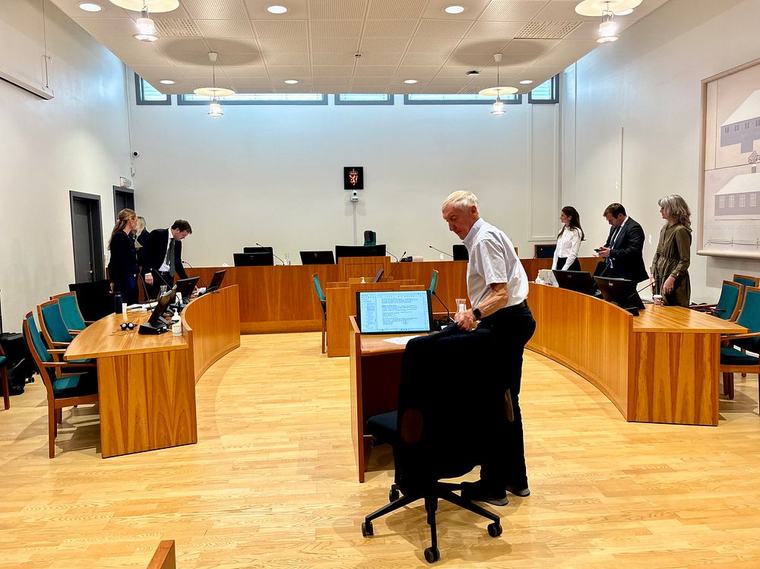 Eks-ordfører i retten: – Ble forsøkt lurt i en felle