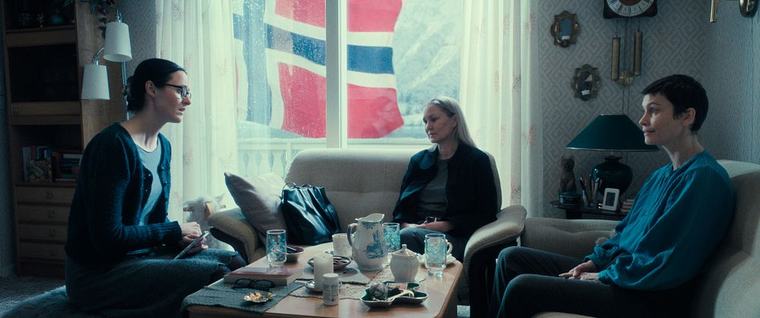 Flagget vaier når mora blir fratatt sine fem barn