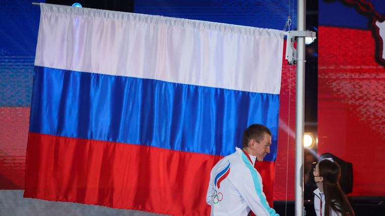 Russisk furore etter nøytralitets-krav: – Jeg vil gjerne slå dem i ansiktet