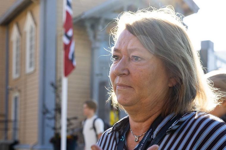 Bemanner opp SOS-telefonen: - Folk har behov for å uttrykke sorgen