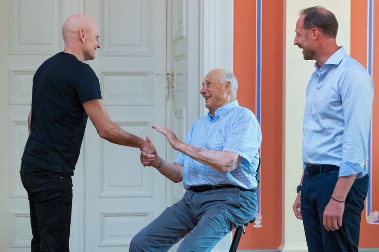 Solbakken om det ikoniske bildet: – Jeg takket ham