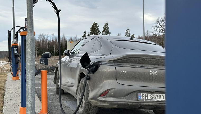 Her blir mange skuffa