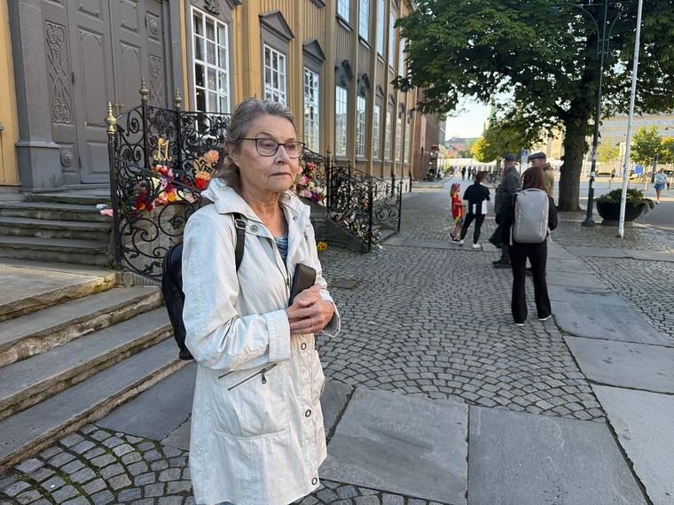 Kirkeklokkene vil ringe i én time i dag