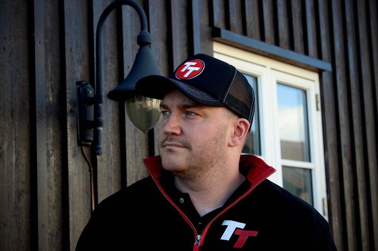 Jørn (35) er én av tolv som satser selv: – Har ballet på seg