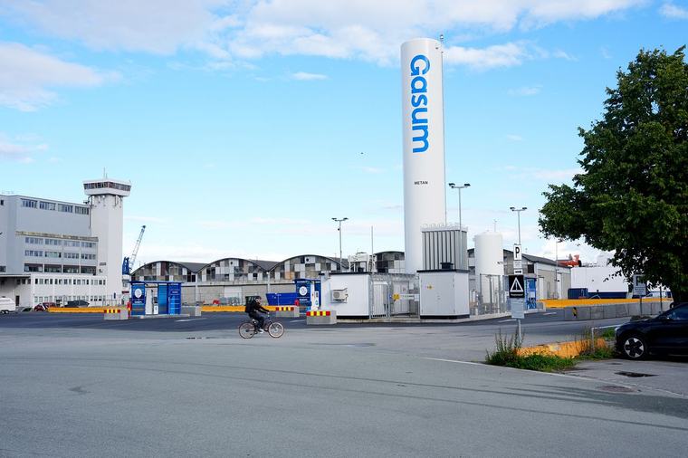 Nå har det kommet et nytt tårn på Brattøra